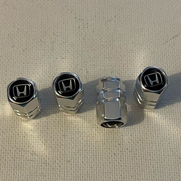 Honda Logo valve Stem caps in Silver set of 4 NWT - Picture 1 of 5